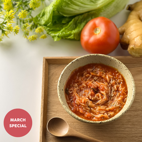 Organic Tomato Hotpot Trout Noodle Soup with Lettuce